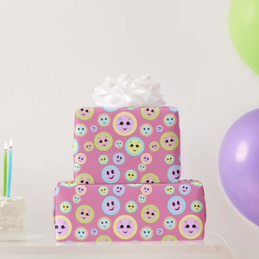 Happy faces in pastel - fun and cute  geschenkpapier (Partygeschenke)