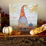 Happy Fall Gnome Wood Box Zeichen Holzkisten Schild<br><div class="desc">Zeigen Sie diesen bezaubernden Fall Gnome in Ihrer Zuhause oder an Ihrer Haustür für eine Touch von Herbstfarben. Großartig auf einem Seitentisch,  einem Eintrittstisch oder dem Mantel.</div>