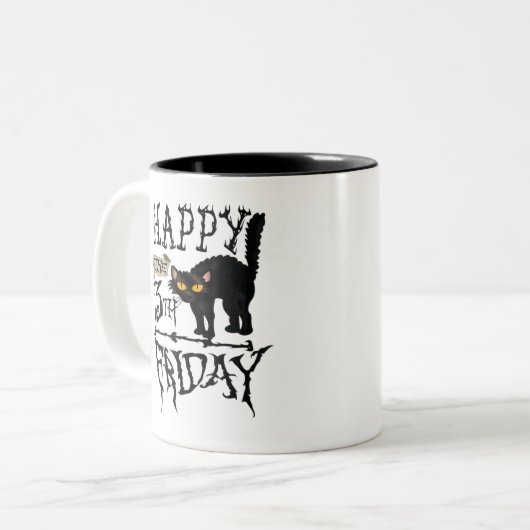 Happy Friday 13th Black Cat Scary Halloween Shirt. Zweifarbige Tasse (Vorderseite Links)