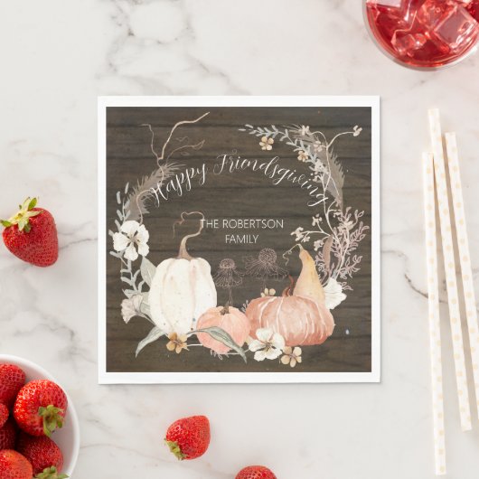 Happy Friendsgiving Rustic Fall Pumpkin Floral Serviette (Beispiel)