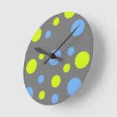 Happy Funky Yellow Blue Bubbles Runde Wanduhr (Winkel)