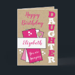 Happy Geburtstag phantastisch Daughter rosa rustik Karte<br><div class="desc">Herzlichen Glückwunsch zum Geburtstag phantastische Tochter. Fügen Sie ihren Namen und eine Nachricht hinzu. Pink und weiß gestaltet,  mit einem *Kraft-Hintergrund. *Real Kraft Karte wird nicht verwendet</div>