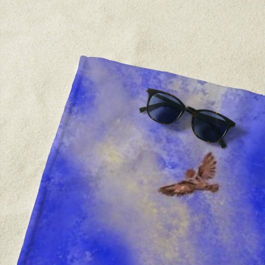 Happy Girl with Birds - Joy Strandtuch (Beispiel)