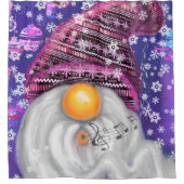 Happy Gnome in Lila Hut Singt ein Weihnachtslied Duschvorhang (Vorderseite)
