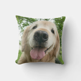 Happy Golden Retriever Hund außerhalb Portrait Kissen