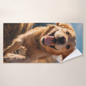 Happy Golden Retriever Running Badehandtuch (Badehandtuch)