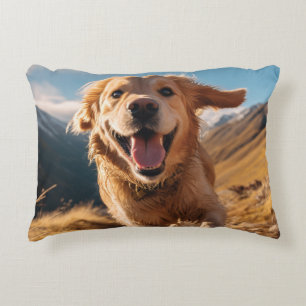 Happy Golden Retriever Running Dekokissen