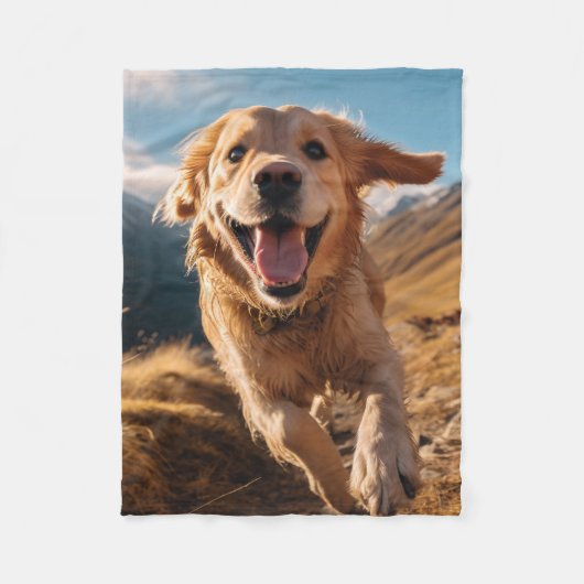 Happy Golden Retriever Running Fleecedecke (Vorderseite)