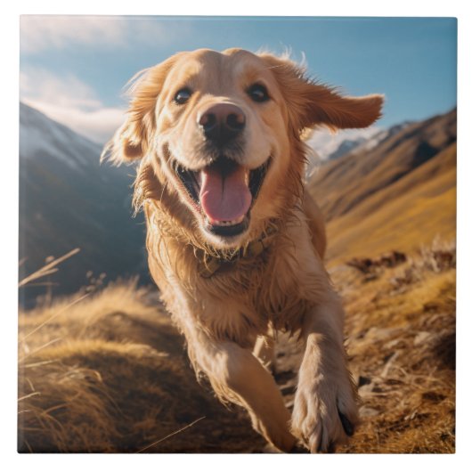 Happy Golden Retriever Running Fliese (Vorderseite)