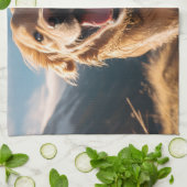 Happy Golden Retriever Running Geschirrtuch (Gefaltet)