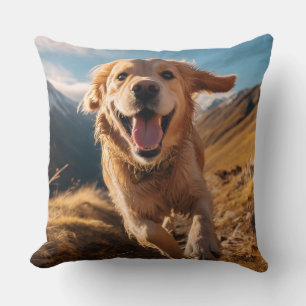 Happy Golden Retriever Running Kissen