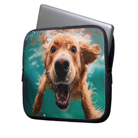 Happy Golden Retriever Schwimmen unter Wasser Laptopschutzhülle (Vorderseite Links)