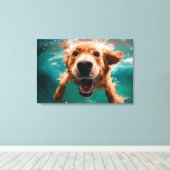 Happy Golden Retriever Schwimmen unter Wasser Leinwanddruck (Insitu (Holzboden))