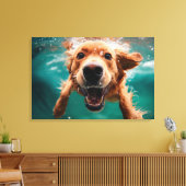 Happy Golden Retriever Schwimmen unter Wasser Leinwanddruck (Insitu (Wohnzimmer))