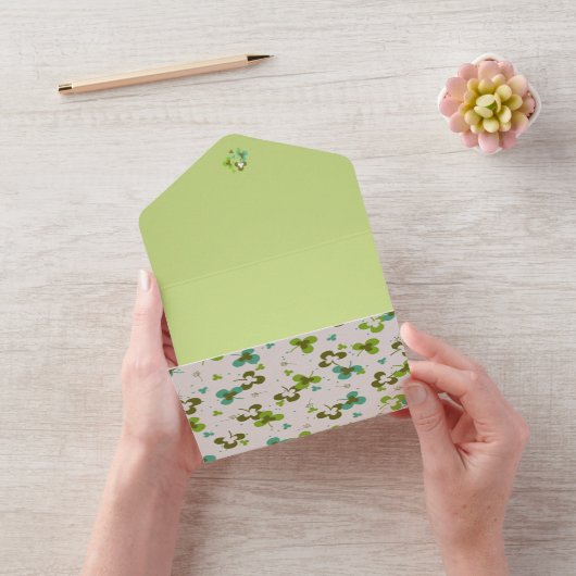 Happy Green Clover Blätter Art Pattern All In One Einladung (Video)
