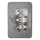 Happy Halloween Boston Terrier Dogs Badematte (Vorderseite Vertikal)