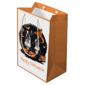 Happy Halloween Boston Terrier Dogs Mittlere Geschenktüte (Rückseite Schrägansicht)