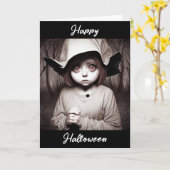 Happy Halloween | Creepisches Kind in seltsamer Ko Karte (Gelbe Blume)