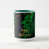 Happy Halloween Dark Green Botanical Foliage Tasse (Zentrum)