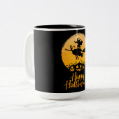 Happy Halloween Flying Hexe Zweifarbige Tasse (Vorderseite Links)