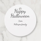Happy Halloween fügen Familiennamen Kalligraphie m Geschenkanhänger (Vorderseite)