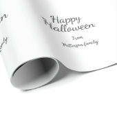 Happy Halloween fügen Familiennamen Kalligraphie m Geschenkpapier (Rolleneckpunkt)