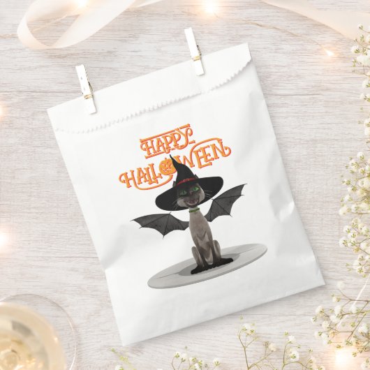Happy Halloween. Katze mit Flügeln und Hexenhut Geschenktütchen (Ausgeschnitten)