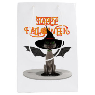 Happy Halloween. Katze mit Flügeln und Hexenhut Mittlere Geschenktüte