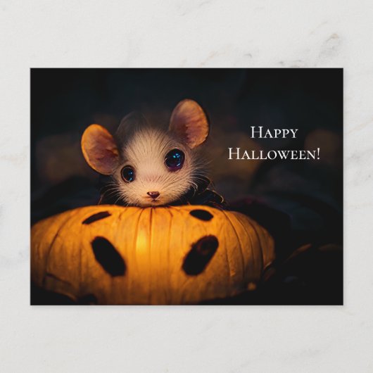 Happy Halloween. Kleine  niedliche Maus mit Kürbis Postkarte (Vorderseite)
