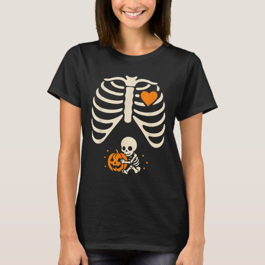 Happy Halloween Pregnant Baby Skeleton Spooky Seas T-Shirt (Vorderseite)