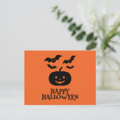 Happy Halloween Pumpkin Bat Minimal Feiertagspostkarte (Stehend Vorderseite)