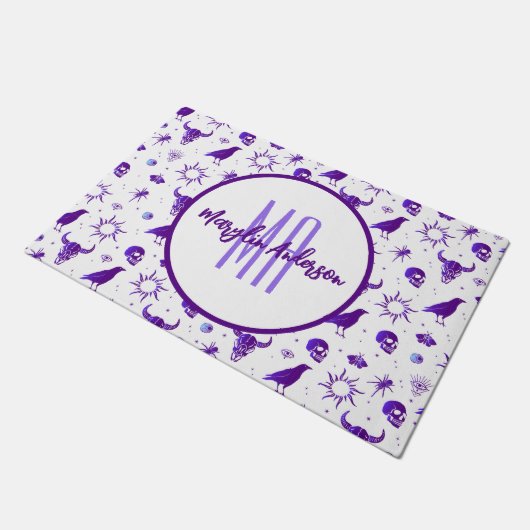 HAPPY HALLOWEEN SPOOKY CUSTOMIZABLE MONOGRAMM FUßMATTE (Schrägansicht)