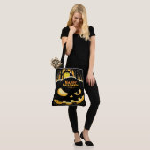 Happy Halloween Tasche (Am Model)