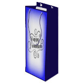 Happy Hanukkah 2-Tönige Blue White Background Geschenktüte Für Weinflaschen (Rückseite Schrägansicht)