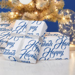 Happy Hanukkah blau-weiße jüdische elegante Schrif Geschenkpapier<br><div class="desc">Happy Hanukkah blau und weiß jüdischen Urlaub elegante Drehbuch Geschenk Wrapping Paper. Blaues Skriptmuster auf weißem Hintergrund.</div>