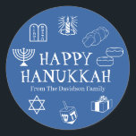 Happy Hanukkah Blauen individuelle Name Geschenk G Runder Aufkleber<br><div class="desc">Happy Hanukkah,  passen Sie das Familiennamensgeschenk für Aufkleber Happy Hanukkah,  Happy Chanukah,  Hanukkah Sameach!,  Chag Sameach!,  Chag Urim Sameach! Blau und Weiß</div>