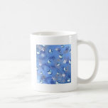 Happy Hanukkah Falling Star und Dreidels Kaffeetasse<br><div class="desc">Sie sehen die Lee Hiller Design Collection. Bekleidung,  Geschenke & Sammlerstücke Lee Hiller Fotografie oder Digital Art Collection. Sie können ihre Naturfotografie unter http://HikeOurPlanet.com/ ansehen und ihrem Wanderblog im Hot Springs Nationalpark folgen.</div>