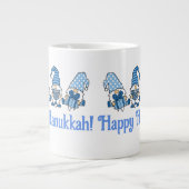 Happy Hanukkah Holiday Gnome Jumbo-Tasse (Vorderseite)