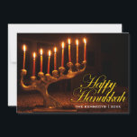 Happy Hanukkah - Illuminierte neun Kerzen Menorah Feiertagskarte<br><div class="desc">Happy Hanukkah - beleuchtet neun Kerzen Menorah. USA,  Washington,  Belgien. Menorah mit allen Kerzen beleuchtet für Chanukah | John & Lisa Merrill / DanitaDelimont.com | US48 JME0238</div>