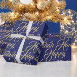 Happy Hanukkah Marine Gold moderne elegante Drehbu Geschenkpapier<br><div class="desc">Happy Hanukkah Imitate Gold und Marineblau moderne elegante Drehmuster Geschenk Wrapping Paper. Imitate goldene Schrift Typografie Muster auf marineblau Hintergrund.</div>