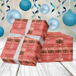 Happy Hanukkah Menorah farbenfrohe Korallen Muster Geschenkpapier<br><div class="desc">Persönlich dieses Happy Hanukkah Packpapier in farbenfrohen Korallenrosa mit Ihrem Namen für ein wirklich einzigartiges Geschenk verpackt für Ihre Festspiele der Lichter. Ideal für Kinder jeden Alters und auch für Erwachsene, ein buntes Muster von Menorahs mit den traditionellen neun Kerzen schattiert in subtilen Farben von Sepia braun, Taupe, weichem Sand...</div>