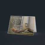 Happy Hanukkah, Menorah Grußkarte Karte<br><div class="desc">Happy Hanukkah jüdischen Urlaub Grußkarte. Original Foto von Marcia Socolik,  mit Ram's Horn (shofar),  Menorah,  und Silbertasse. Alle Rechte vorbehalten © 2020 Marcia Socolik.</div>
