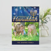 Happy Hanukkah Menorah Personalisiertes Foto (Stehend Vorderseite)