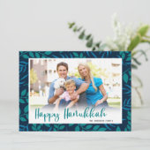 Happy Hanukkah Modern Script Foto Feiertagskarte (Stehend Vorderseite)
