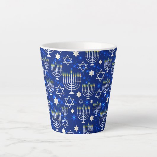 Happy Hanukkah Moderne Star von David Menorah Milchtasse (Vorderseite)