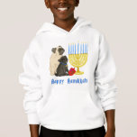 Happy Hanukkah Möpsen mit Menorah T-Shirts und Swe<br><div class="desc">Happy Hanukkah Möpsen mit Menorah T-Shirts und Sweats. Design von Amy Cappelli für Designs von Dandy.</div>