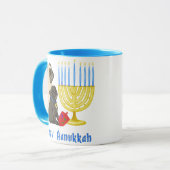 Happy Hanukkah Möpsen und Menorah Tasse (Vorderseite Links)