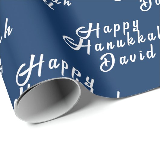 Happy Hanukkah Name Blue White Simple Menorah Geschenkpapier (Rolleneckpunkt)