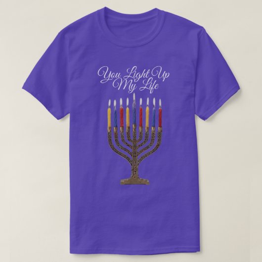 Happy Hanukkah oder Chanukah Menorah Sie leuchten T-Shirt (Design vorne)