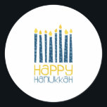 Happy Hanukkah Runder Aufkleber<br><div class="desc">Diese Hanukkah-Kerzen werden Ihre Dekoration perfekt machen. Perfekt für Handtücher oder Tischsets.</div>